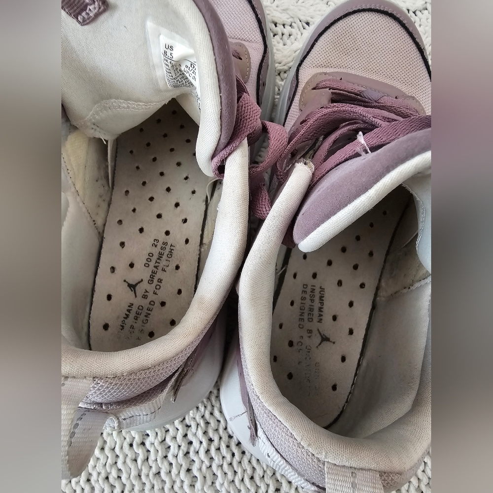 Women's Jordan Air NFH 'Infinite Lilac' - Picture 6 of 9